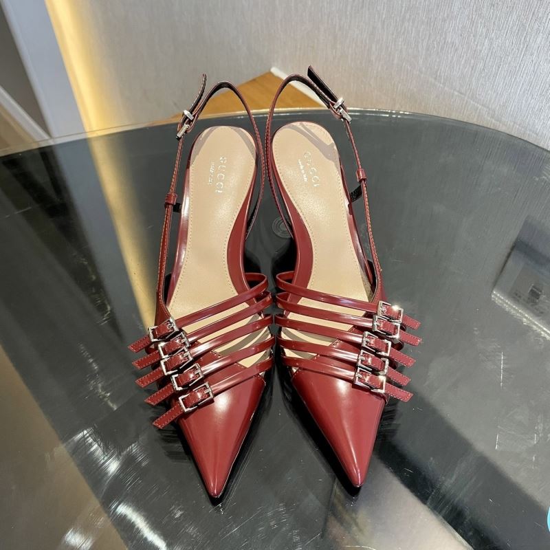 G*u*i sandals